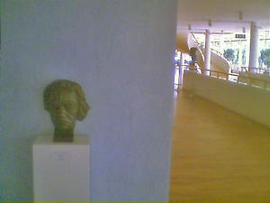 image-right